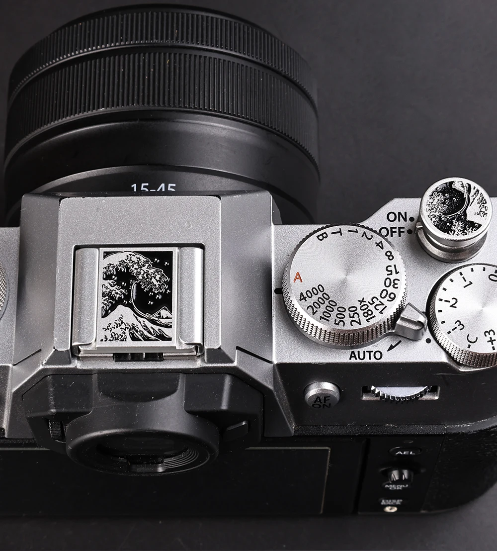 Fujifilm Camera X100Vi - غطاء حامل البطارية من سبائك الألومنيوم